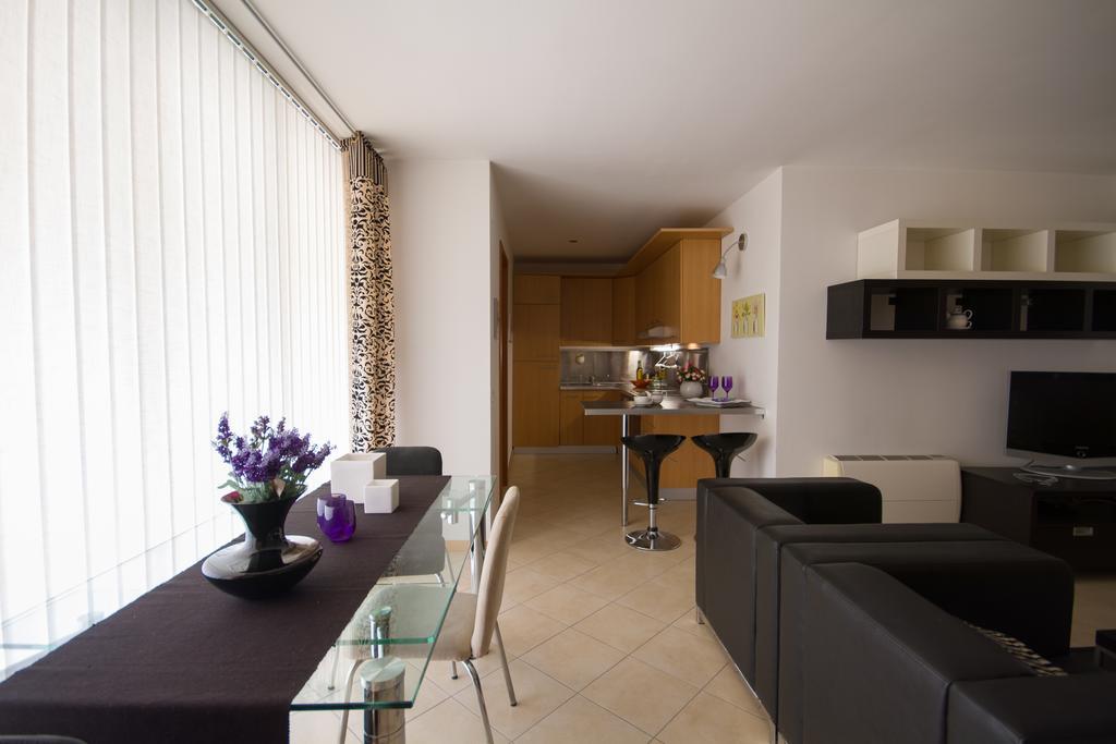 Apartments Casa Emonia Novigrad Istria Quarto foto